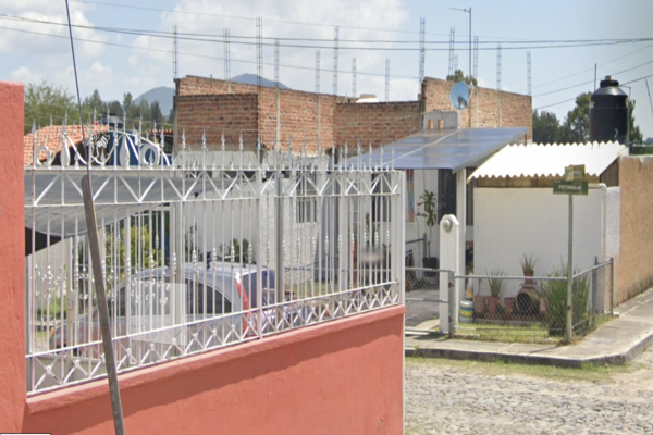 Foto de inmueble en Petirrojo LAS AGUILAS JALISCO, Col. Luis García C.P. 45850, Ixtlahuacán de los Membrillos