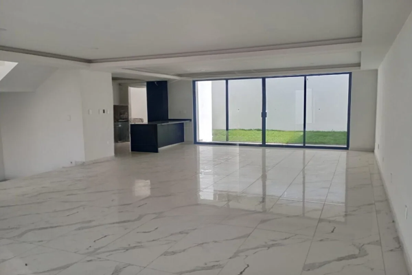 Foto de inmueble en SN #s/n, Col. Ciudad Adolfo López Mateos C.P. 52900, Atizapán de Zaragoza