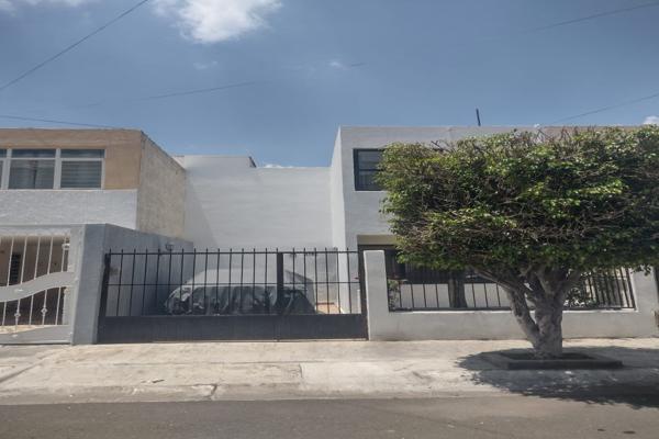 Foto de inmueble en Calle Félix Parra 2785 #2785, Col. Jardines de Guadalupe C.P. 44740, Guadalajara