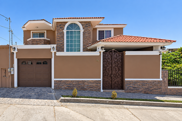 Foto de inmueble en Fernando Valenzuela 16, Nuevo Nogales, 84094 Heroica Nogales, Son. #s/n, Col. California C.P. 84094, Nogales