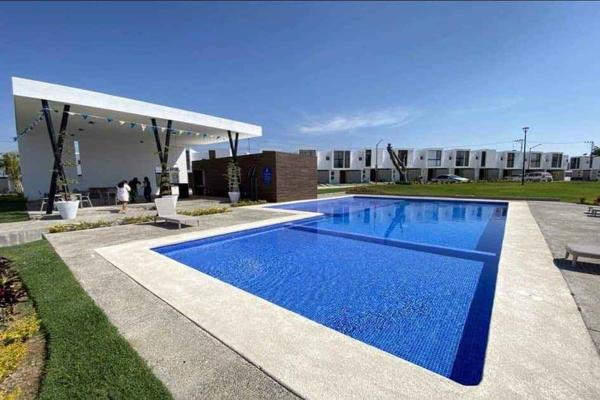 Foto de inmueble en Avenida Rincon del Cielo, Col. Bahía de Banderas C.P. 63737, Bahía de Banderas
