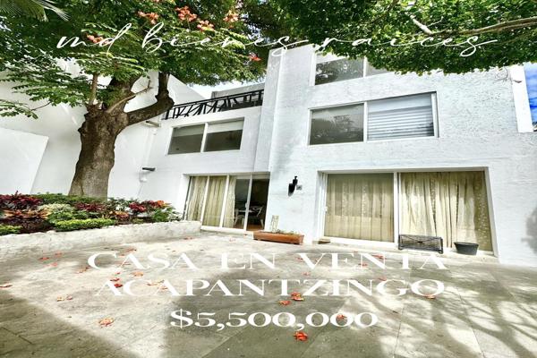 Foto de inmueble en Calle Morelos 12 #12, Col. Poblado Acapatzingo C.P. 62440, Cuernavaca