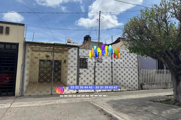 Foto de inmueble en C. Pablo Valdez, Miguel Hidalgo, Guadalajara, Jal. #s/n, Col. Miguel Hidalgo C.P. 44760, Guadalajara