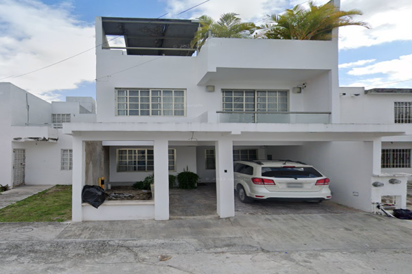 Foto de inmueble en Calle Villa Imperial #38, Col. Tierra Maya C.P. 77539, Benito Juárez