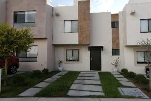 Foto de inmueble en Calle Ezequiel Montes #28, Col. Centro Sct Querétaro C.P. 76008, Querétaro