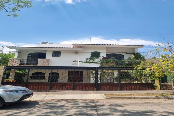 Foto de inmueble en CIRC MEDAS  #1553, Col. Altamira C.P. 45160, Zapopan