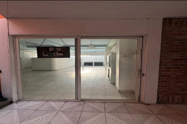 Foto de inmueble en Abasolo, Col. Valle de Tepepan C.P. 14646, Tlalpan