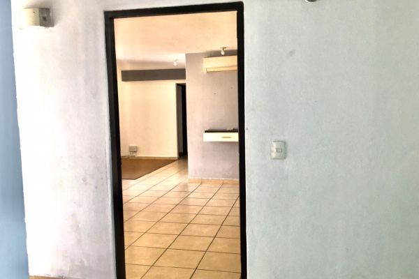 Foto de inmueble en Torres Pravia, Av Raúl Rangel Frías, Col. Del Maestro C.P. 64180, Monterrey