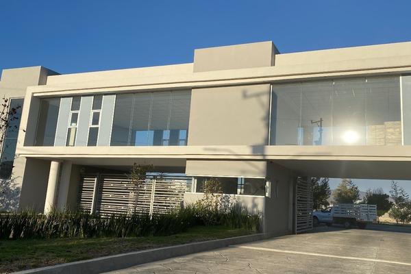 Foto de inmueble en Abbondanza, Col. Parque Esmeralda C.P. 42082, Pachuca de Soto