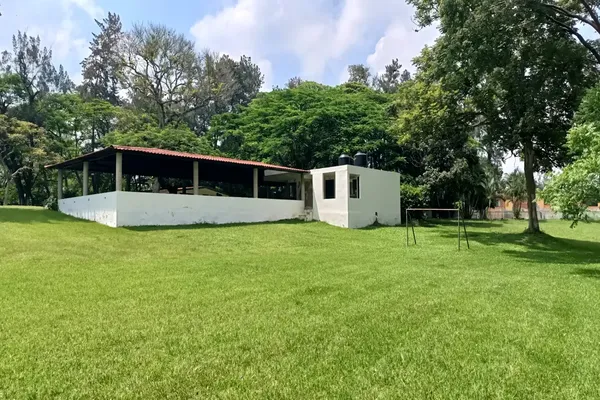 Foto de inmueble en Abedul #6, Col. Las Cascadas C.P. 91637, Emiliano Zapata