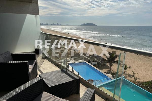 Foto de inmueble en ABULON, Col. Cerritos Resort C.P. 82112, Mazatlán