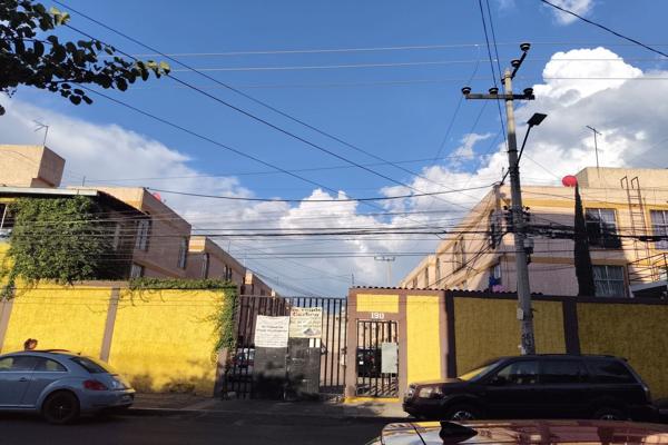 Foto de inmueble en Avenida Genaro Estrada 190 #190, Col. Santa Cruz Meyehualco C.P. 09290, Iztapalapa