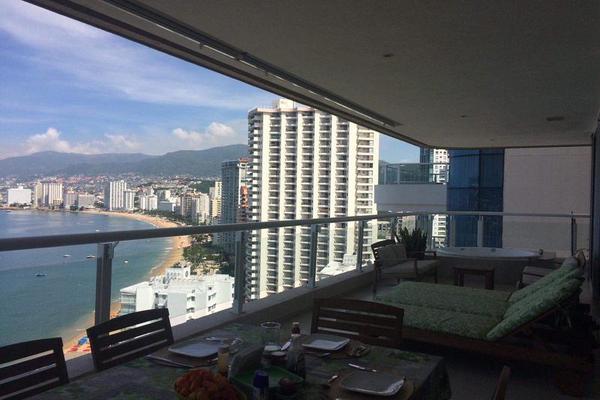 Foto de inmueble en  , Col. Acapulco de Juárez Centro C.P. 39300, Acapulco de Juárez