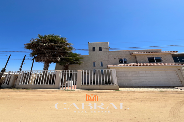 Foto de inmueble en  , Col. Acapulco C.P. 22890, Ensenada