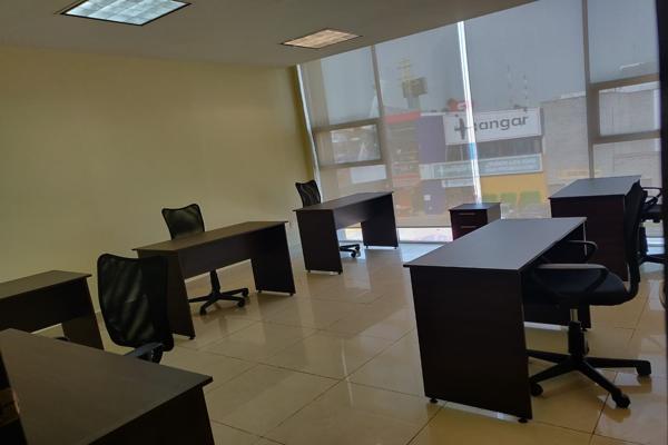 Foto de inmueble en Avenida Doctor Gustavo Baz 166 #166, Col. La Escuela C.P. 54090, Tlalnepantla de Baz