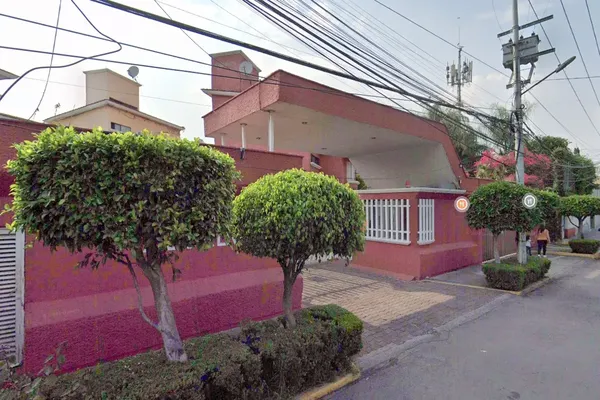 Foto de inmueble en ACUEDUCTO #645, Col. Santiago Tepalcatlalpan C.P. 16200, Xochimilco