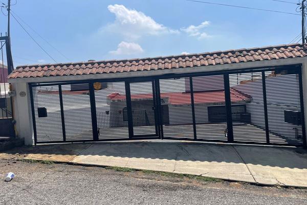 Foto de inmueble en Acueducto de Lerma, Col. Vista del Valle II, III, IV y IX C.P. 53296, Naucalpan de Juárez