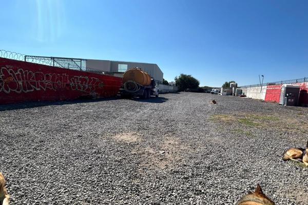 Foto de inmueble en Carretera Libre Querétaro-Celaya #s/n, Col. El Romeral C.P. 76915, Corregidora