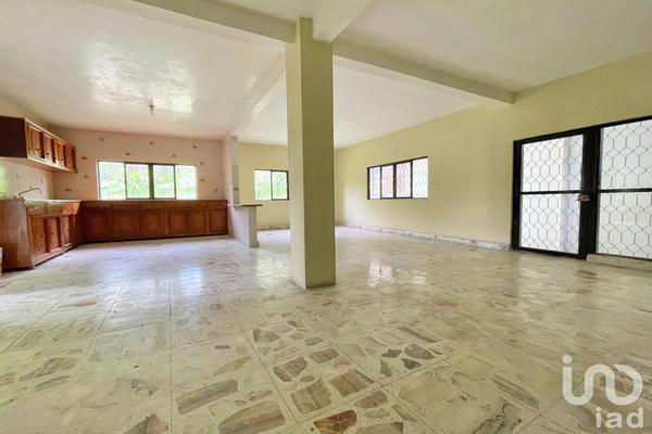 Foto de inmueble en ADOLFO LOPEZ MATEOS, Col. Alta Palmira C.P. 62583, Temixco