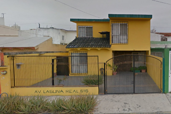 Foto de inmueble en AV LAGUNA REAL, Col. Laguna Real C.P. 91790, Veracruz
