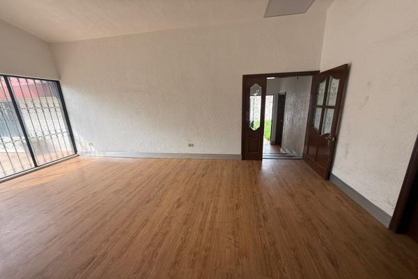 Foto de inmueble en Alamos 2da Secc, 76160 Santiago de Querétaro, Qro. #s/n, Col. Álamos 2a Sección C.P. 76160, Querétaro