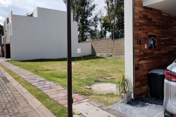 Foto de inmueble en Boulevard Forjadores de Puebla 1202Int. 17, Col. Jesús Tlatempa C.P. 72770, San Pedro Cholula