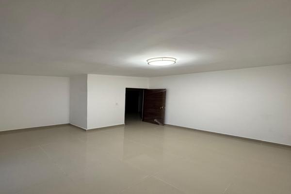 Foto de inmueble en Mulege #615, Col. Bella Vista C.P. 23050, La Paz