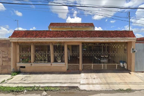 Foto de inmueble en Calle 19, Col. Jardines de Miraflores C.P. 97168, Mérida