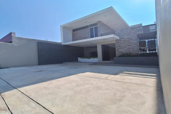 Foto de inmueble en aguascalientes #1642, Col. Los Jazmines C.P. 28048, Colima