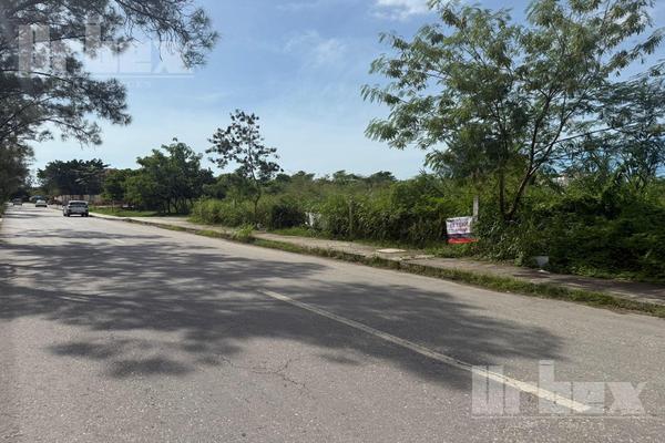 Foto de inmueble en  , Col. Ah-kim-pech C.P. 24014, Campeche