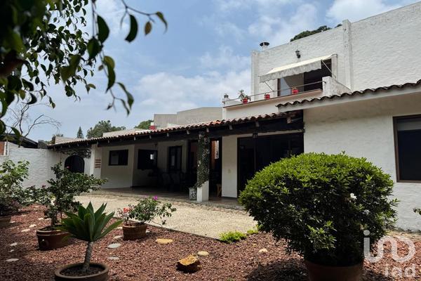 Foto de inmueble en Ajusco #296, Col. Rancho Cortes C.P. 62120, Cuernavaca