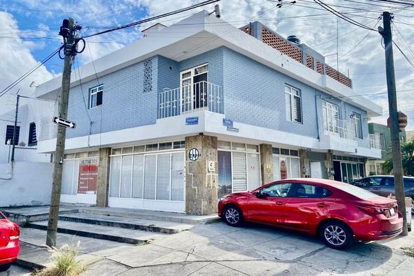 Foto de inmueble en Al Cantil, Col. Prados Vallarta C.P. 45020, Zapopan