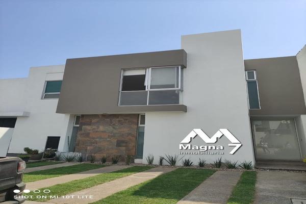 Foto de inmueble en Alameda de La Sagra, Col. Nueva Galicia Residencial C.P. 45645, Tlajomulco de Zúñiga