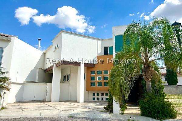 Foto de inmueble en  , Col. Álamos 1a Sección C.P. 76160, Querétaro