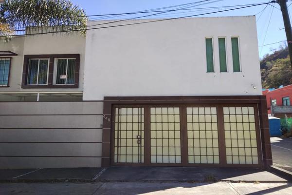 Foto de inmueble en Alarife Pedro de Murrieta, Col. Ejidal Ocolusen C.P. 58295, Morelia