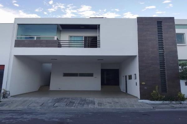Foto de inmueble en Alcantara, Col. Cumbres Elite 7 Sector C.P. 64349, Monterrey
