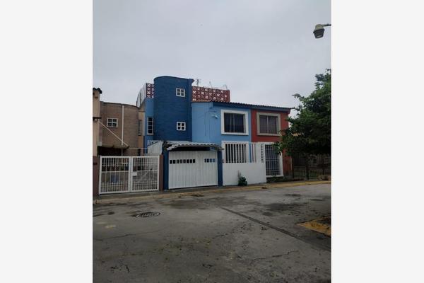 Foto de inmueble en Alejandrita #6, Col. Hacienda Piedras Negras C.P. 56375, Chicoloapan