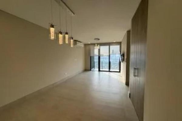 Foto de inmueble en Alfonso Reyes, #100, Col. Empleados SFEO C.P. 64909, Monterrey