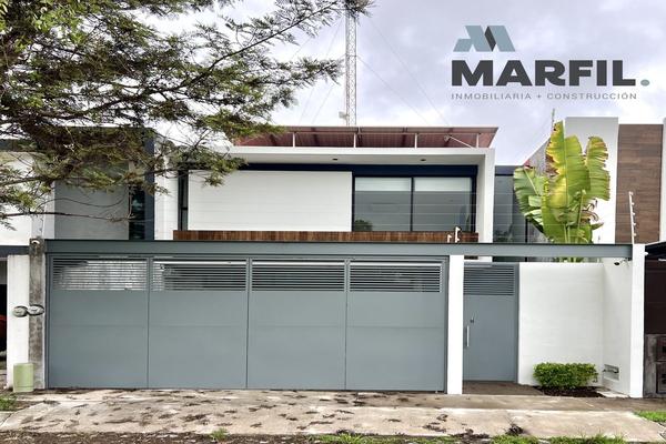 Foto de inmueble en Alfred Nobel, Col. Residencial Esmeralda Norte C.P. 28017, Colima