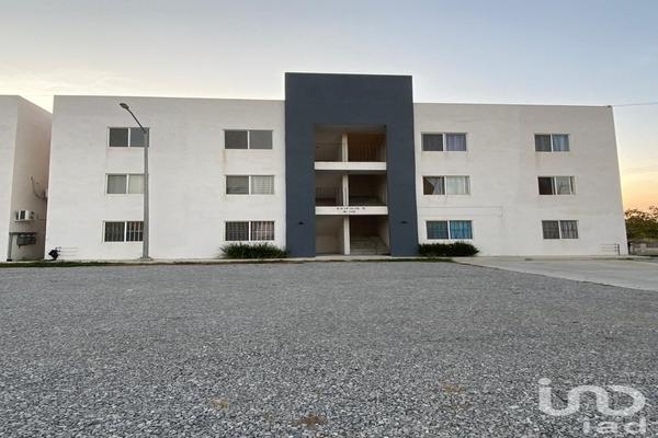 Foto de inmueble en Algarrobo #244, Col. Jardines de Champayan 1 C.P. 89358, Tampico