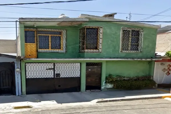 Foto de inmueble en Alhelíes #26, Col. Jardines de Morelos Sección Bosques C.P. 55070, Ecatepec de Morelos
