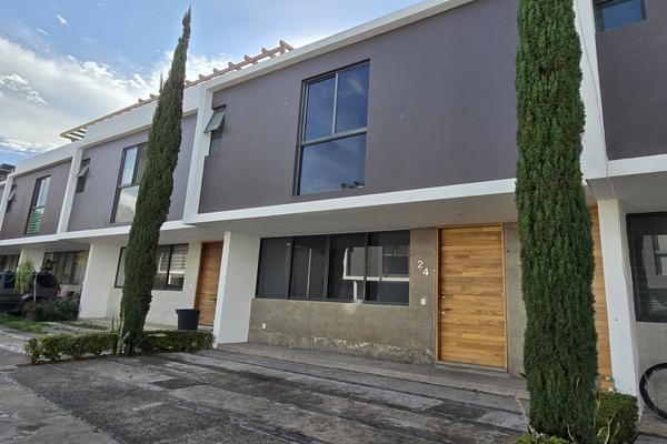 Foto de inmueble en Allende Puerta Galicia, Col. Los Gavilanes C.P. 45645, Tlajomulco de Zúñiga