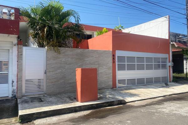 Foto de inmueble en Almendro, Col. Floresta C.P. 91940, Veracruz