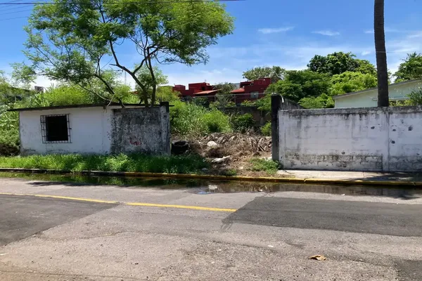 Foto de inmueble en Almendros #36, Col. Floresta C.P. 91940, Veracruz