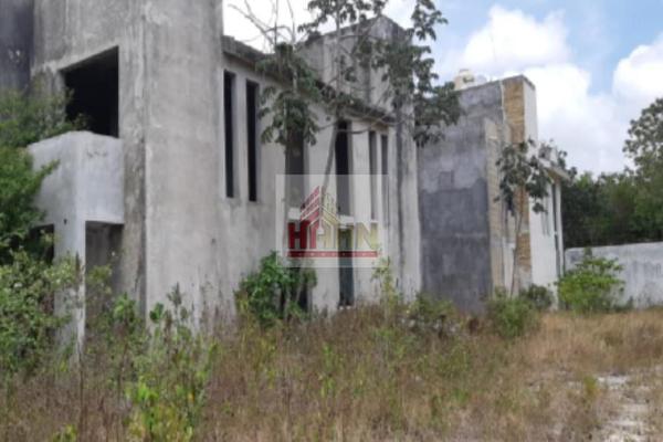 Foto de inmueble en Almendros, Col. Chetumal Centro C.P. 77000, Othón P. Blanco