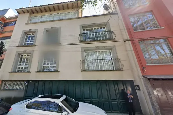 Foto de inmueble en ALPES #0, Col. Lomas de Chapultepec I Sección C.P. 11000, Miguel Hidalgo
