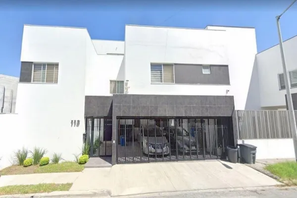 Foto de inmueble en ambar #113, Col. Las Cumbres C.P. 64619, Monterrey