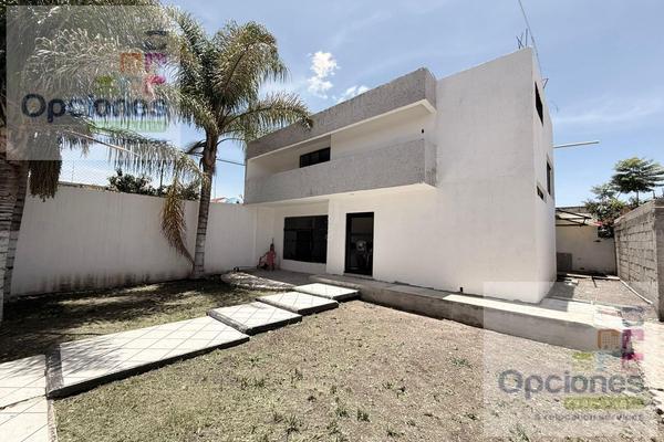 Foto de inmueble en  , Col. Ampliación Bellavista C.P. 36730, Salamanca