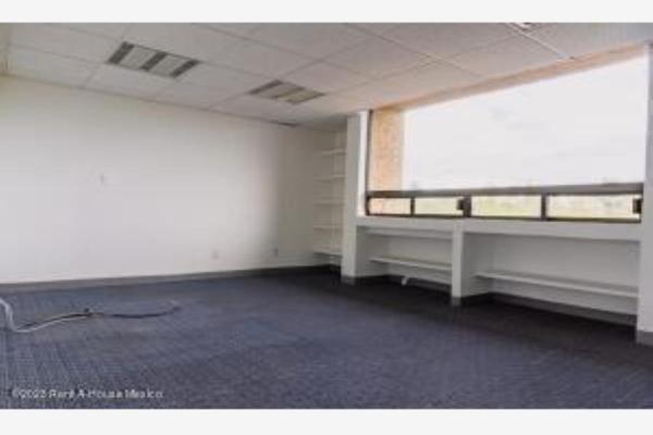 Foto de inmueble en  , Col. Ampliación Daniel Garza C.P. 11840, Miguel Hidalgo
