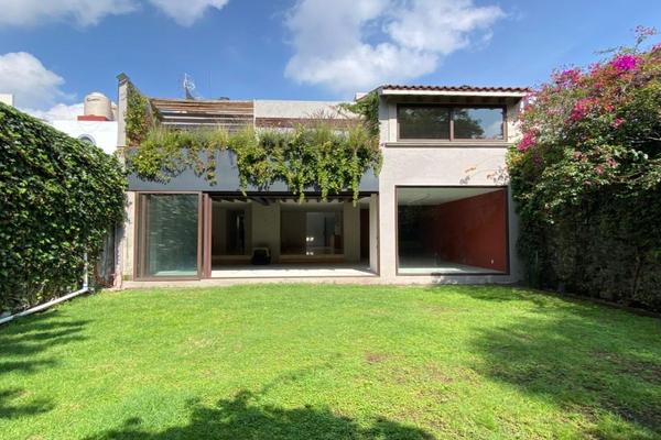 Foto de inmueble en  , Col. Ampliación Fuentes del Pedregal C.P. 14110, Tlalpan